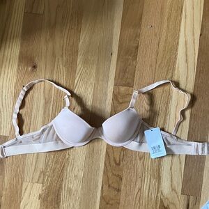 Lively Light Nude T-Shirt Bra with Smooth Molded Cups